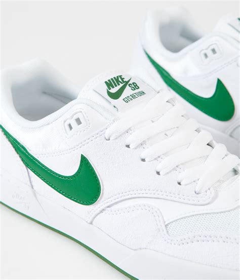 nike groen wit|Nike green shoes for women.